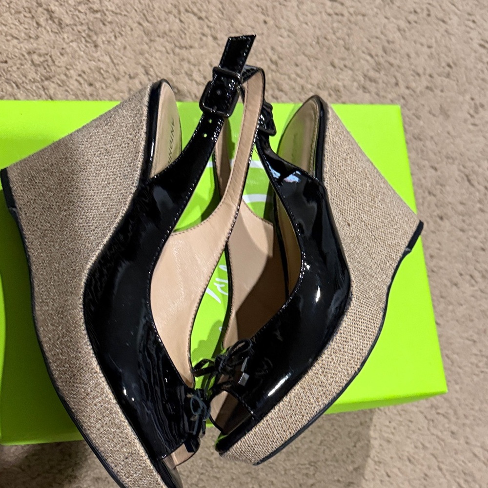 Antonio Melani Glossy Black Peep-Toe Heels - Picture 6 of 10